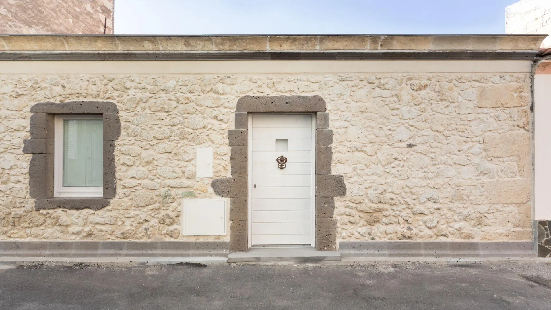 La Petite Maison Tresnuraghes Hotel