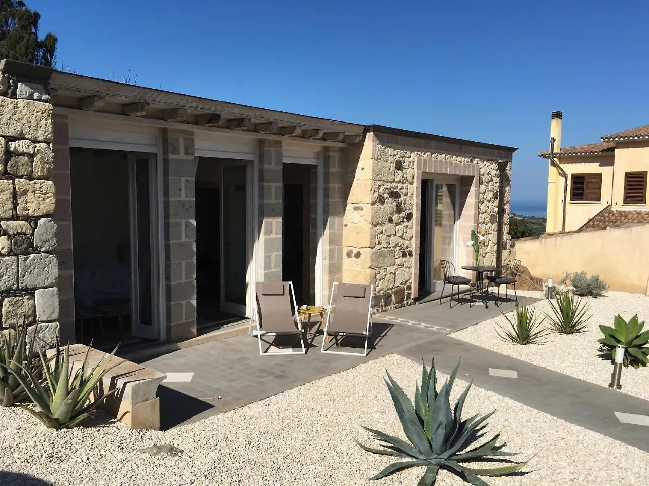 La Petite Maison Tresnuraghes 3*,
