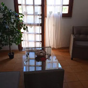 Sardegna La Bouganville Tresnuraghes